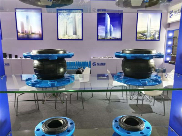 5''DN125耐油雙球304法蘭橡膠接頭